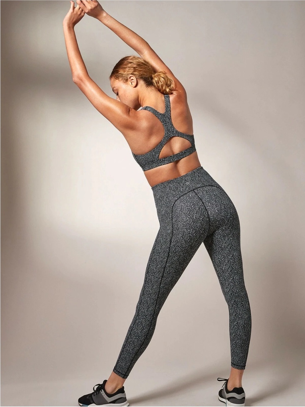 Athleta Ultimate Stash Pocket Embossed 7/8 Tights in black and white pattern